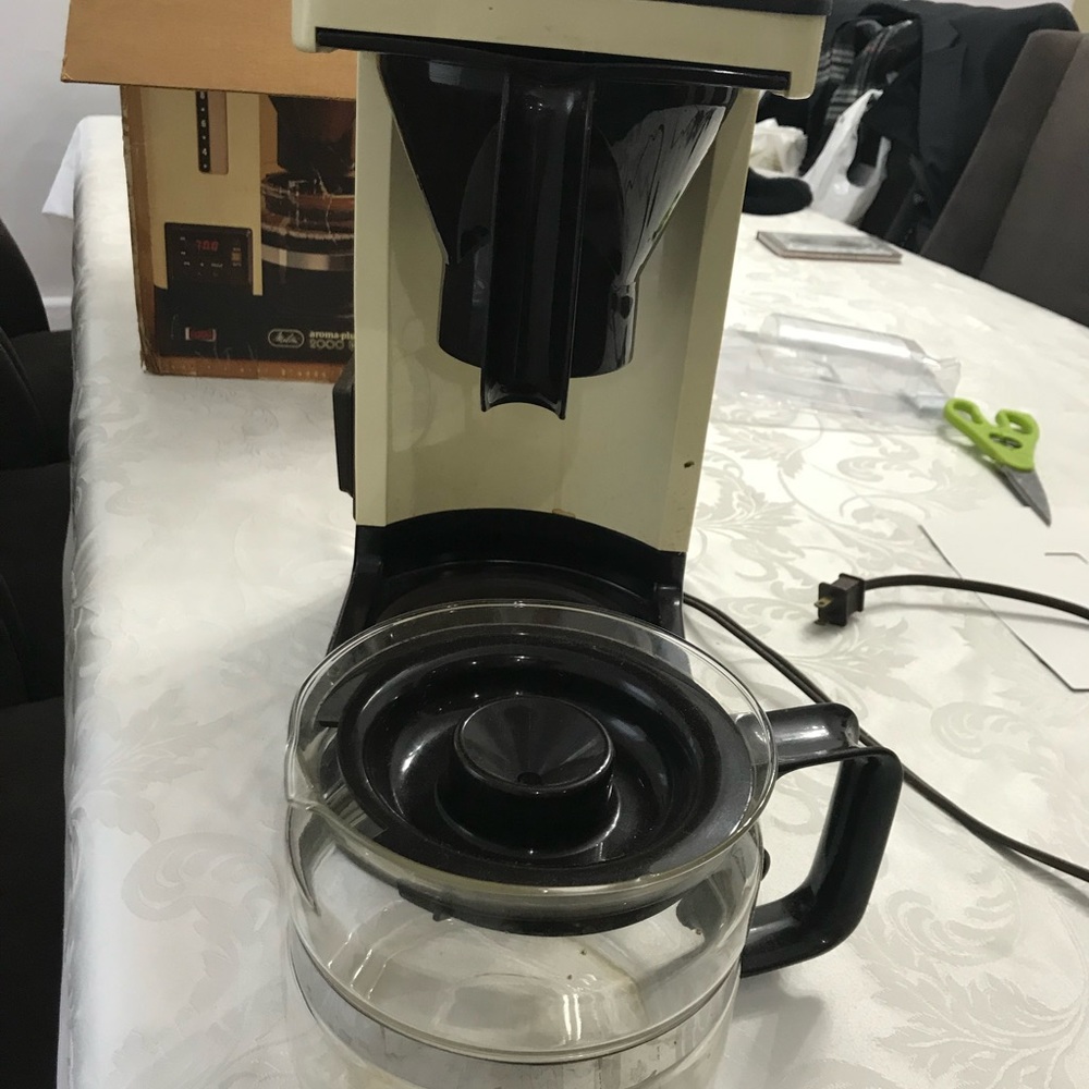 Coffee machine - Picture 7 of 9